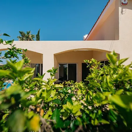 Kefalonitis Villa Coral Bay